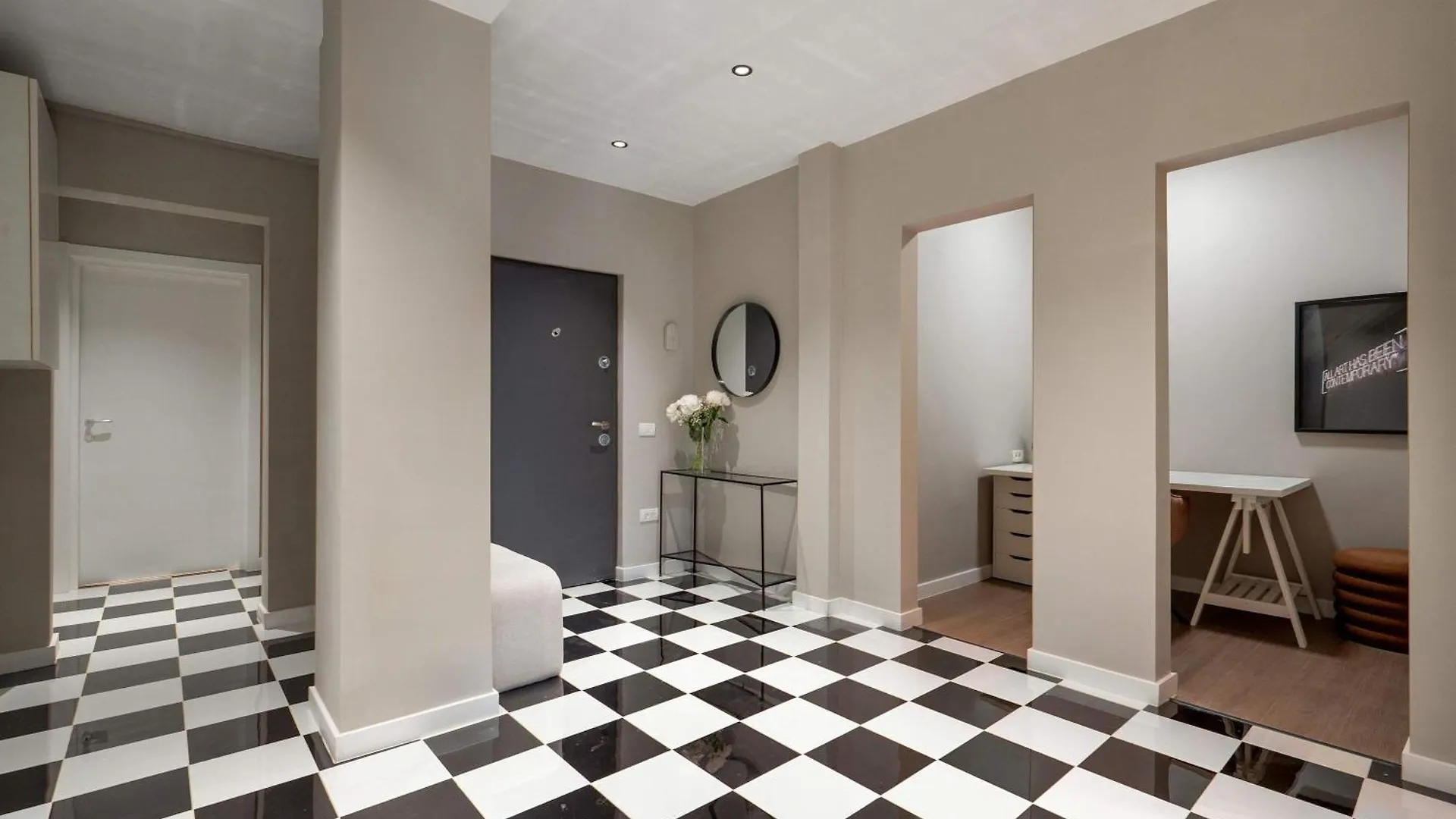Spacious 3Br By Cismigiu Gardens & Calea Victoriei Bucharest Apartment