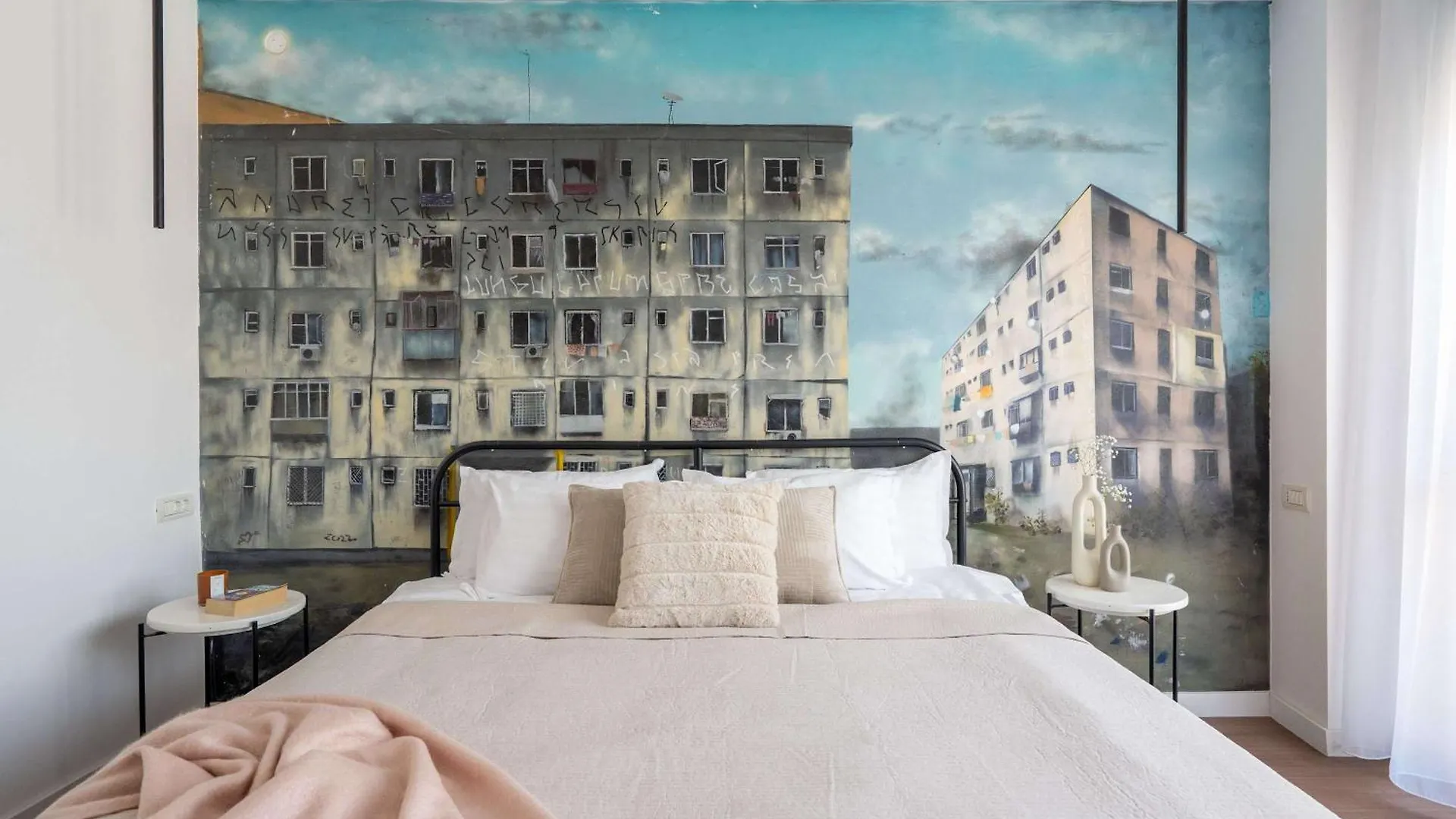 Spacious 3Br By Cismigiu Gardens & Calea Victoriei Bucharest Apartment