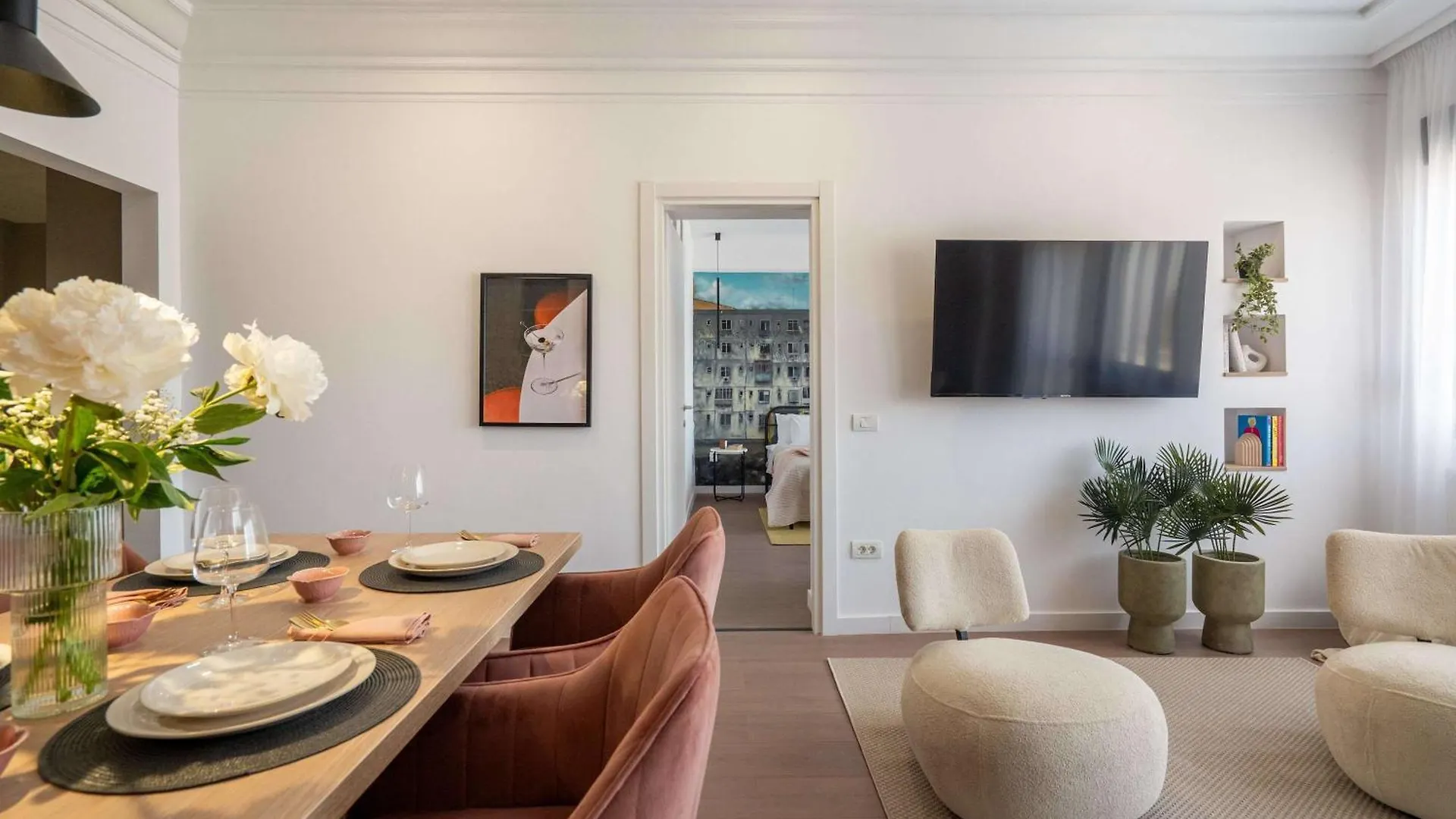 Appartement Spacious 3Br By Cismigiu Gardens & Calea Victoriei Boekarest Roemenië
