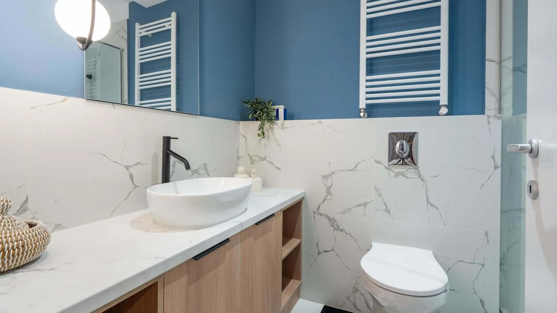 Spacious 3Br By Cismigiu Gardens & Calea Victoriei Bucharest 0*,  Romania